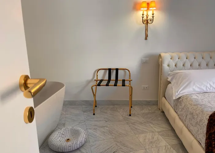 Andrews Luxury
