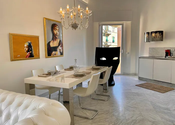 Andrews Luxury *